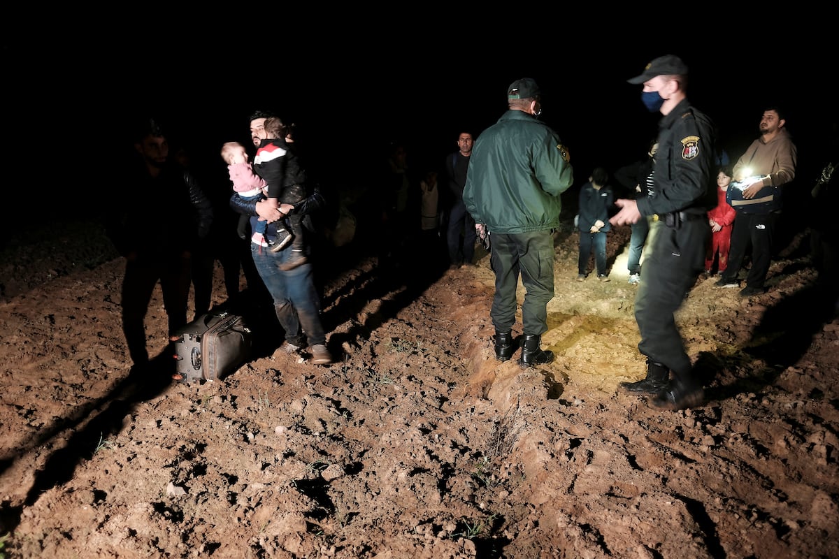 Migration: Palizas, hambre, frío y muerte en el agujero negro de la frontera entre Bielorrusia y Letonia |  Internacional