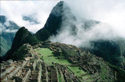 Complejo de ruinas de Machu Picchu en Per&uacute;.