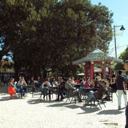 La terraza y el quiosco de la Praça do Príncipe Real.