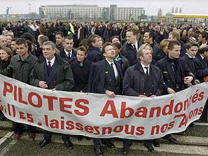 Manifestación de trabajadores en el aeropuerto de Orly