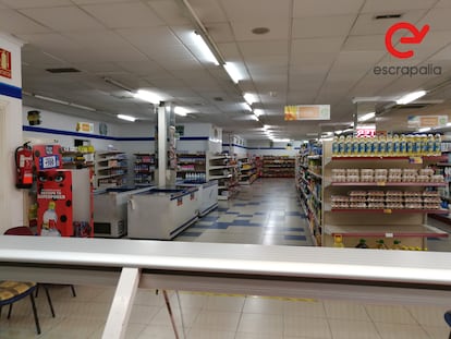 Interior del supermercado Fricarne de Castello de Rugat.