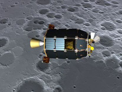 Ilustraci&oacute;n de la sonda espacial autom&aacute;tica &lsquo;LADEE&rsquo; en &oacute;rbita de la Luna.