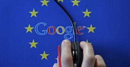 Google est&aacute; acusada de trato preferencial a su servicio comparador de precios en Europa. 