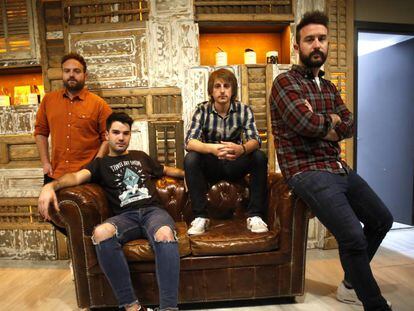 Los integrantes de Supersubmarina en mayo de 2016.