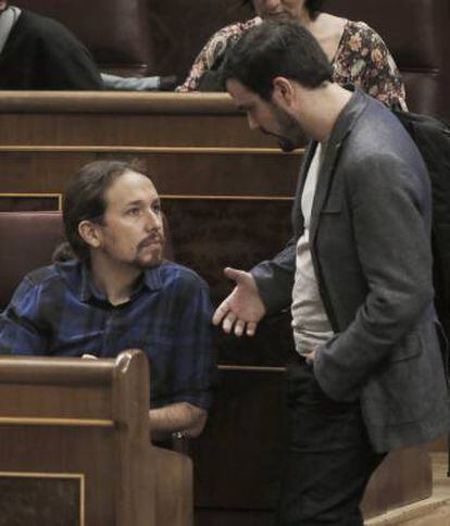 Pablo Iglesias y Alberto Garzón, la semana pasada en el Congreso.