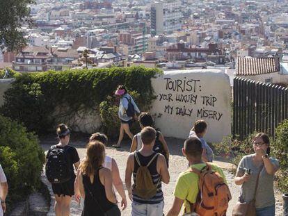 Pintadas contra los turistas en Barcelona en una foto fechada en 2017