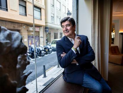 Fernando Giner, candidato de Cs a la alcaldía de València, en un céntrico hotel de la capital el pasado jueves tras la entrevista.