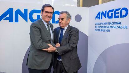 Antonio Garamendi, presidente de CEOE, y Alfonso Merry del Val, presidente de Anged.
