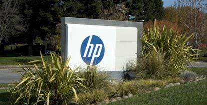 Entrada de las oficinas centrales de la compañía Hewlett Packard en Palo Alto, California 