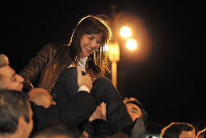 Renata Polverini, candidata de Berlusconi a la presidencia de Lacio, celebra la victoria en Roma.