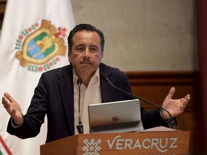 El gobernador Cuitláhuac García Jiménez en una conferencia de prensa en enero 2022 en Xalapa, Veracruz.
