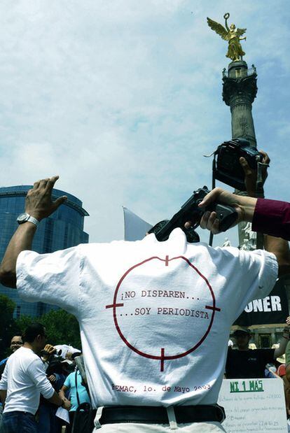 Marcha contra agresiones a periodistas en México en 2010.