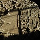 La escultura de la diosa Coyolxauhqui, pieza emblemática de la cultura mexica, fue hallada de manera fortuita el 21 de febrero de 1978, cuando una cuadrilla de la Compañía de Luz y Fuerza laboraba en la esquina de las calles de Guatemala y Argentina, en el Centro Histórico de la Ciudad de México.