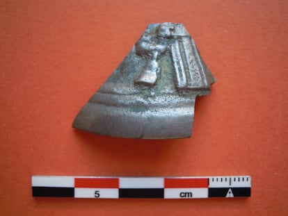 Bell fragment found at the Peñas de Santo Domingo site.