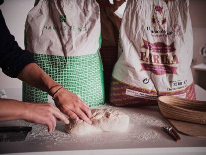 Un buen pan gallego necesita harinas y manos gallegas