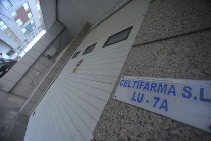 Entrada del almac&eacute;n Celtifarma de Monforte, actualmente sin actividad.