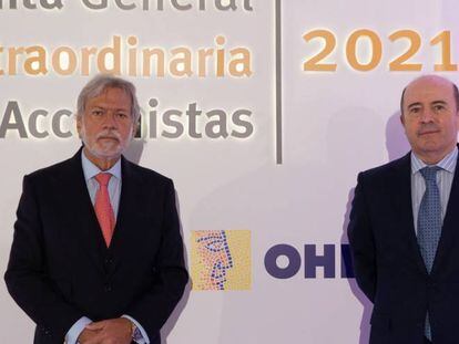 El presidente de OHL, Luis Amodio, junto al CEO del grupo, José Antonio Fernández Gallar.