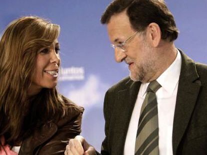Rajoy y Alicia Sánchez-Camacho, durante la clausura ayer de la 19 Intermunicipal del PP.