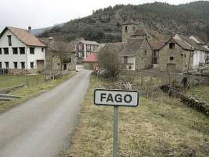 ntrada a la localidad de Fago (Huesca).