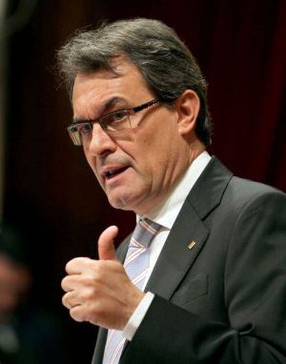 Artur Mas, durante su intervención de ayer en el Parlamento de Cataluña.
