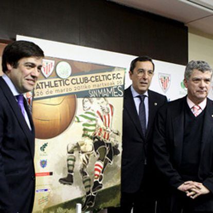 De derecha a Izquiereda, José Luis Bilbao y José Ignacio Gómez Mardones, durante la presentación del partido Athletic Club-Celtic FC de Glasgow.