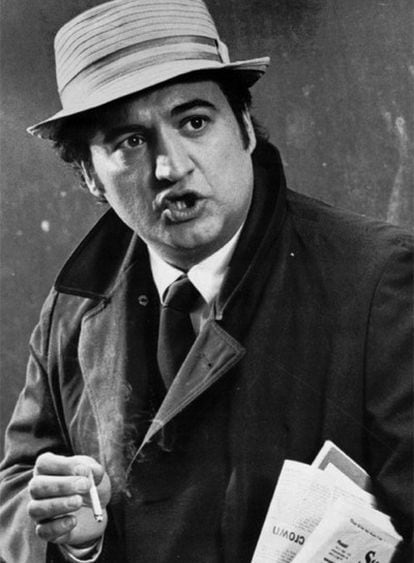 John Belushi, en un fotograma de <i>Continental divide </i>(1981), su inmersión en la comedia romántica.