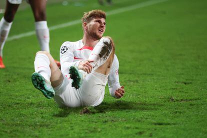 Werner cae lesionado en el partido de Champions ante el Shakhtar Donetsk, el pasado miércoles.