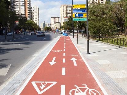 Un tramo de carril bici en la ciudad de Málaga.