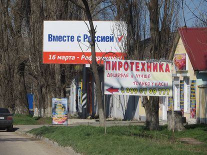 Carteles en Crimea en 2014.