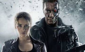Emilia Clarke, en la buena compañía de Arnold Schwarzenegger, en 'Terminator Génesis'.