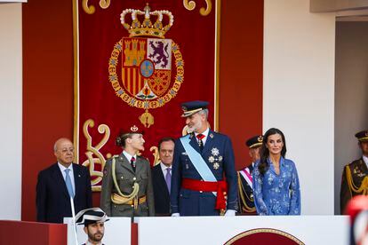Los Reyes y la Princesa de Asturias presiden este jueves los actos conmemorativos del 12 de Octubre, en la plaza de Neptuno de Madrid.