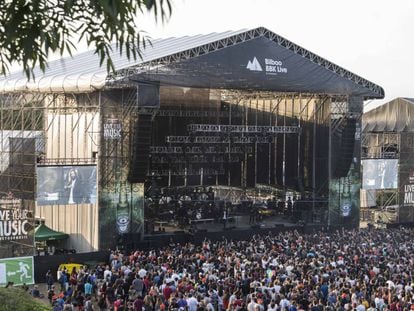 El estadounidense Josh Tillman (Father John Misty) durante su concierto en el BBK Live.