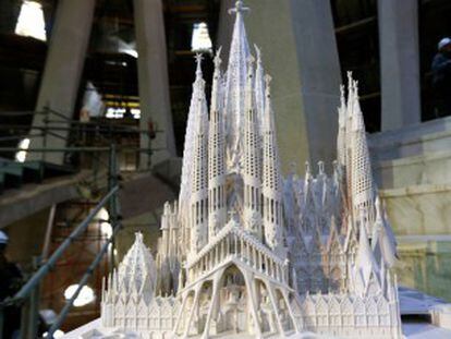 Todo preparado para levantar las seis estructuras que coronarán el templo de Gaudí y lo convertirán en el edificio más alto de Barcelona
