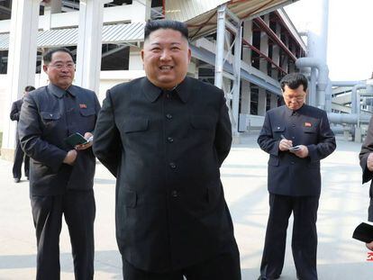 El líder norcoreano Kim Jong-Un en una fotografía difundida este sábado por la agencia estatal KCNA