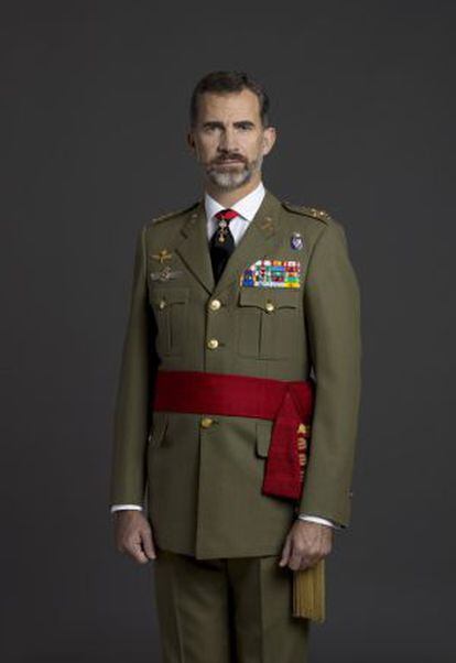 Don Felipe con el uniforme de capitán general del Ejército de Tierra.