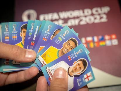 Cromos de la colección de cromos de Panini del mundial de Qatar.