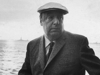 Pablo Neruda, retratado durante una visita a Nueva York en 1966.