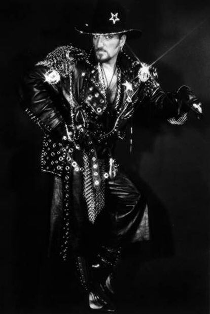 El cantante Tino Casal.