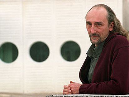 Alfonso Valencia.