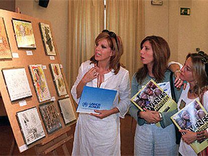 ACNUR subasta dibujos de famosos en la Feria del Libro