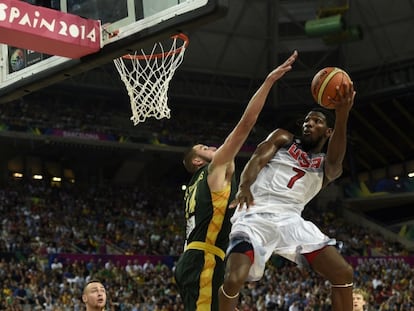 Faried entra a canasta ante Valanciunas.