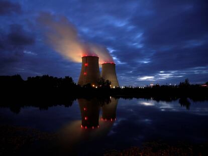 Una planta de energía nuclear Electricite de France (EDF) en Belleville-sur-Loire, Francia, el12 de octubre de 2021.