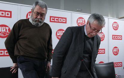 El l&iacute;der de UGT, c&aacute;ndido M&eacute;ndez, a la izquierda, junto al secretario general de CC OO, Ignacio Fern&aacute;ndez Toxo.