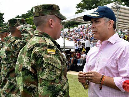 El presidente colombiano, Iván Duque, el pasado domingo en un acto de condecoración de miembros del Ejército. 