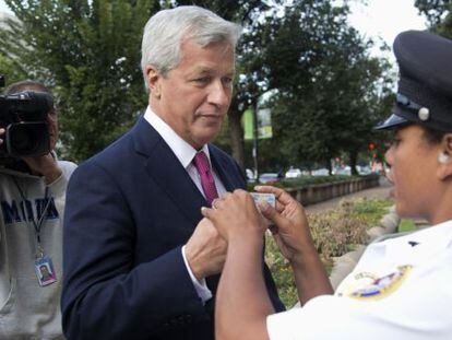 El presidente de JPMorgan llega al Departamento de Justicia.