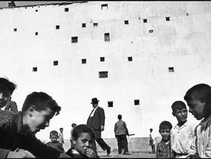 Fotografía de Cartier-Bresson que puede verse en la Bienal de Palafrugell.