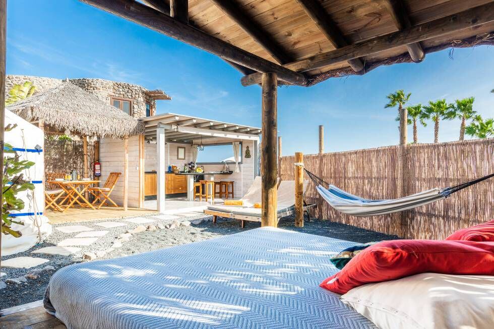 Una de las camas balinesas de la 'eco' finca Lanzarote Retreats.