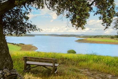 El embalse de Alqueva, cerca de Villanueva del Fresno.