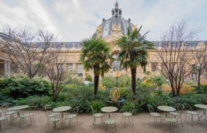 Jardines del Petit Palais de París.