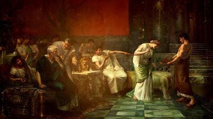 'Fulvia y Marco Antonio' o 'La venganza de Fulvia' (1888), de Francisco Maura y Montaner, en el Museo del Prado. Fulvia, la esposa de Marco Antonio (ambos de blanco), contempla la cabeza cercenada de Cicerón, que fue ejecutado en el año 43 a.C.